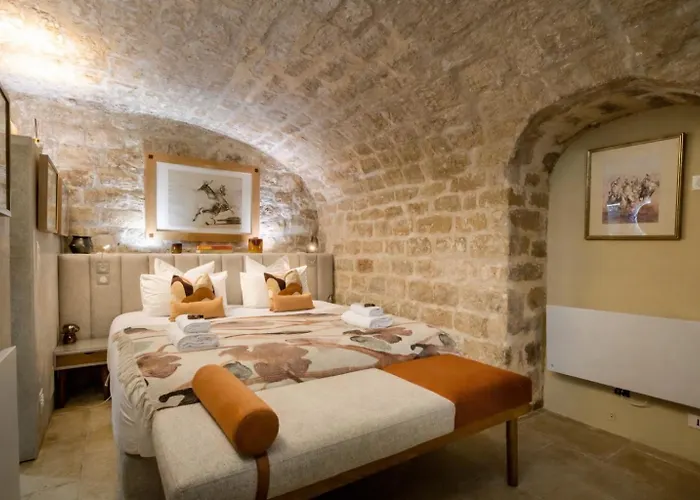 N Sublime Avec Sauna Dans Le 17e *