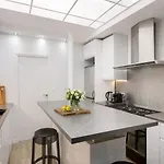 N Sublime Avec Sauna Dans Le 17e דירה *