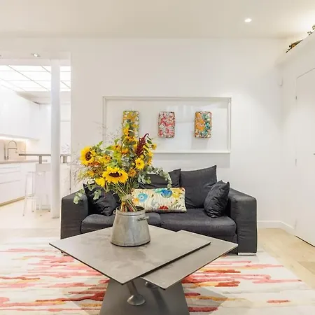 Appartement N Sublime Avec Sauna Dans Le 17e *