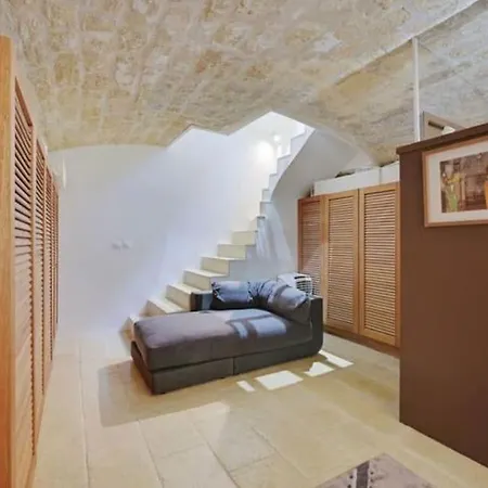 N Sublime Avec Sauna Dans Le 17e