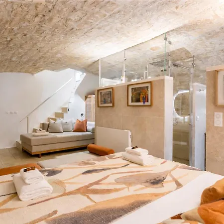 N Sublime Avec Sauna Dans Le 17e *