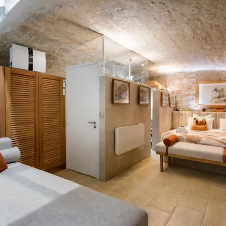 N Sublime Avec Sauna Dans Le 17e *