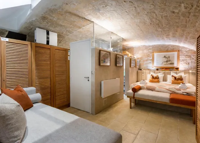 N Sublime Avec Sauna Dans Le 17e *